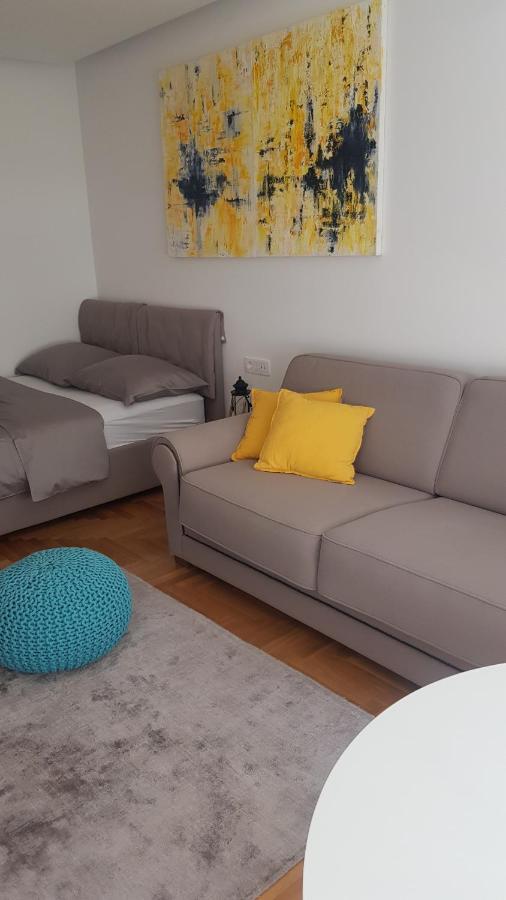 S & F Zagreb Apartman Екстериор снимка