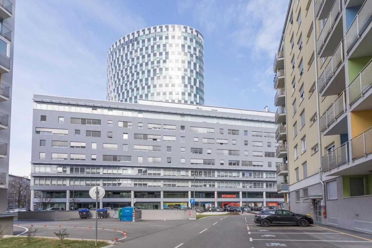 S & F Zagreb Apartman Екстериор снимка