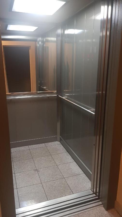 S & F Zagreb Apartman Екстериор снимка